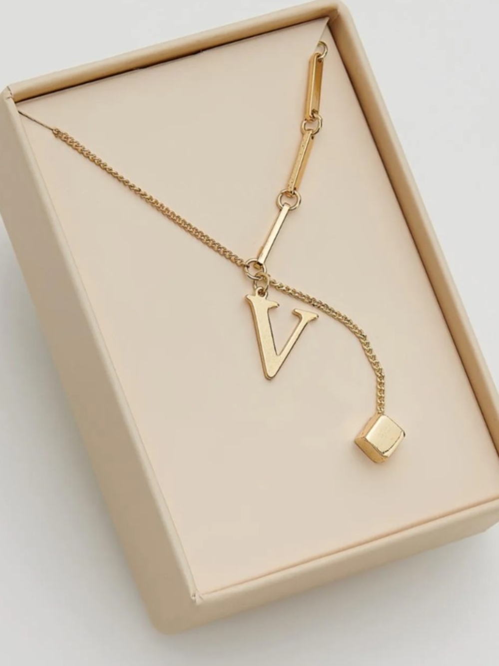 Letter V Pendant Necklace - Elegant Women's Jewelry